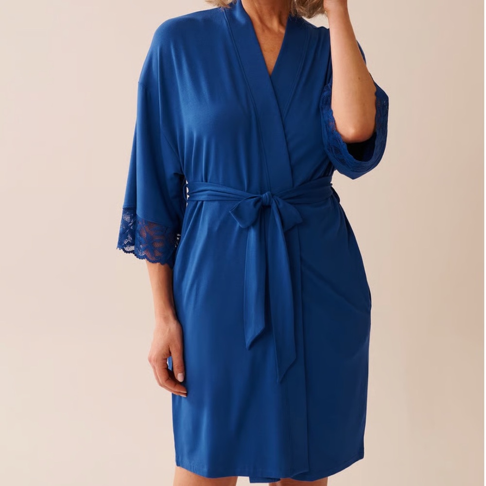 Elegant Blue Lace Trim night Robe